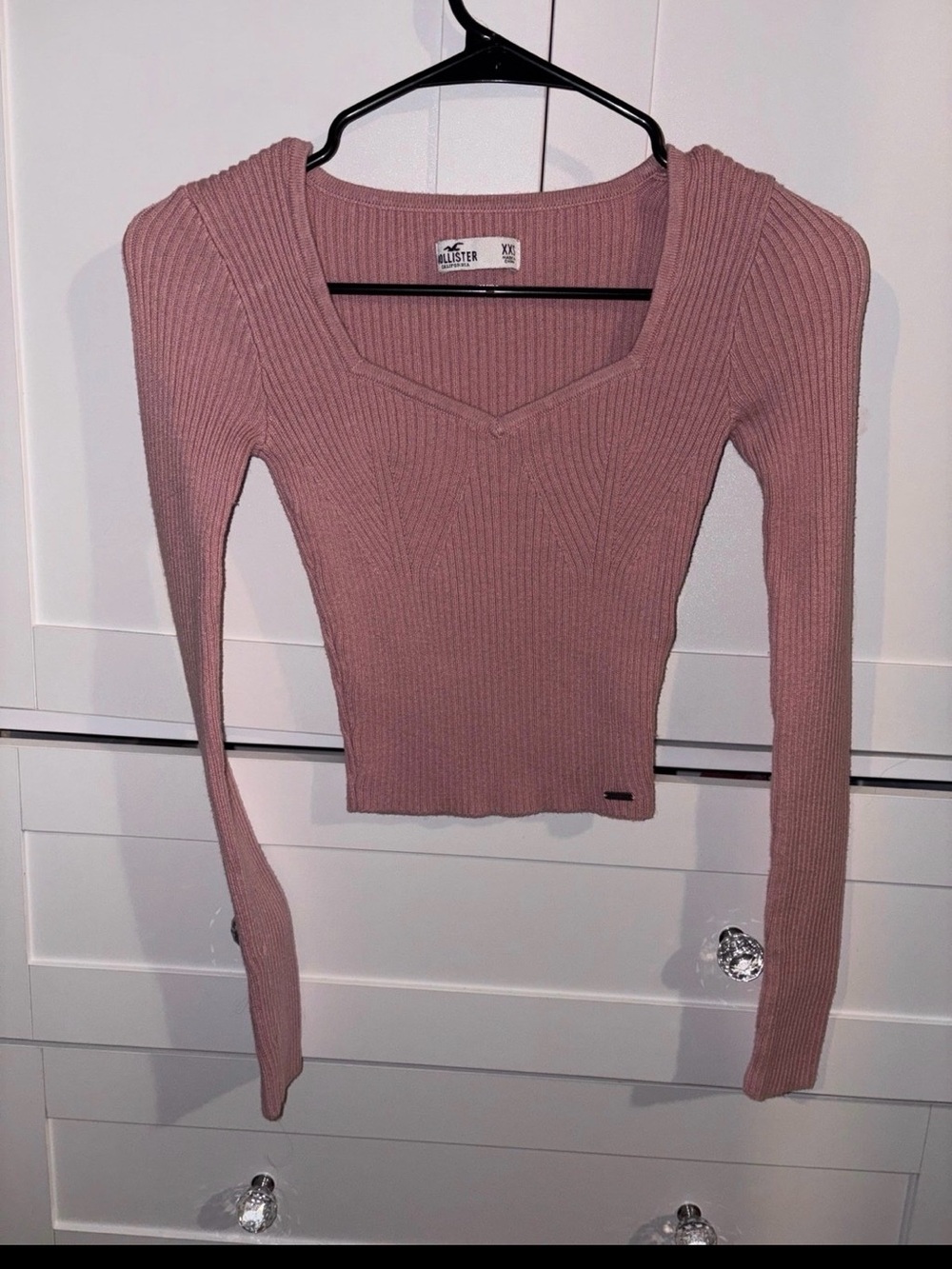 Hollister Rose Ribbed V-Neck Long sweater Sleeve Top